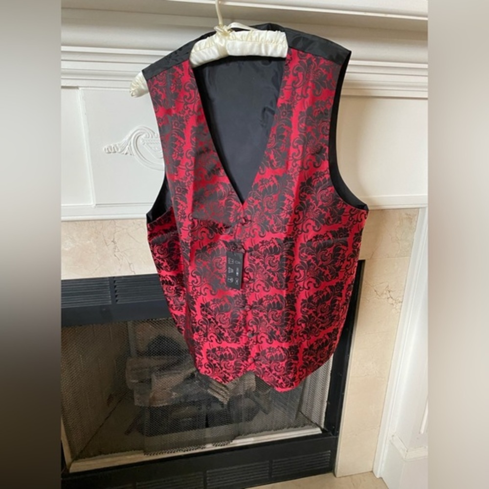 Men’s tuxedo vest